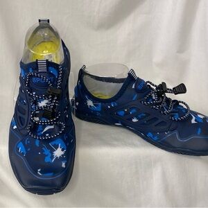 Vivay ~ Quick Drying Water Shoes Size 11 / X-Large ~ Blue Paint Splatter Design